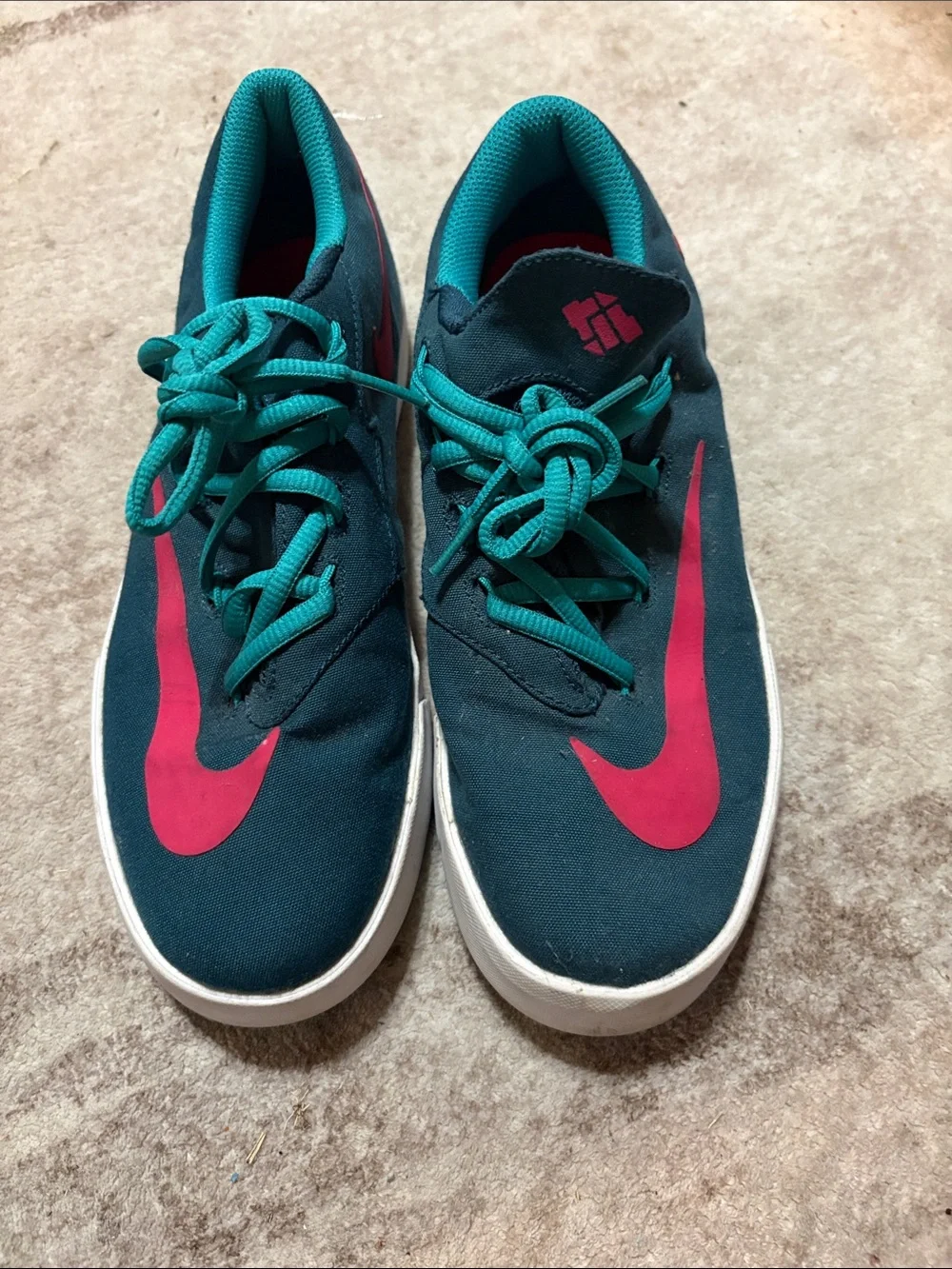 Nike Kids Teal and Pink Low-Top Sneakers